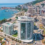Luxury 3 Bedroom Flat In Tre Canne Hotel Next To The Beach
