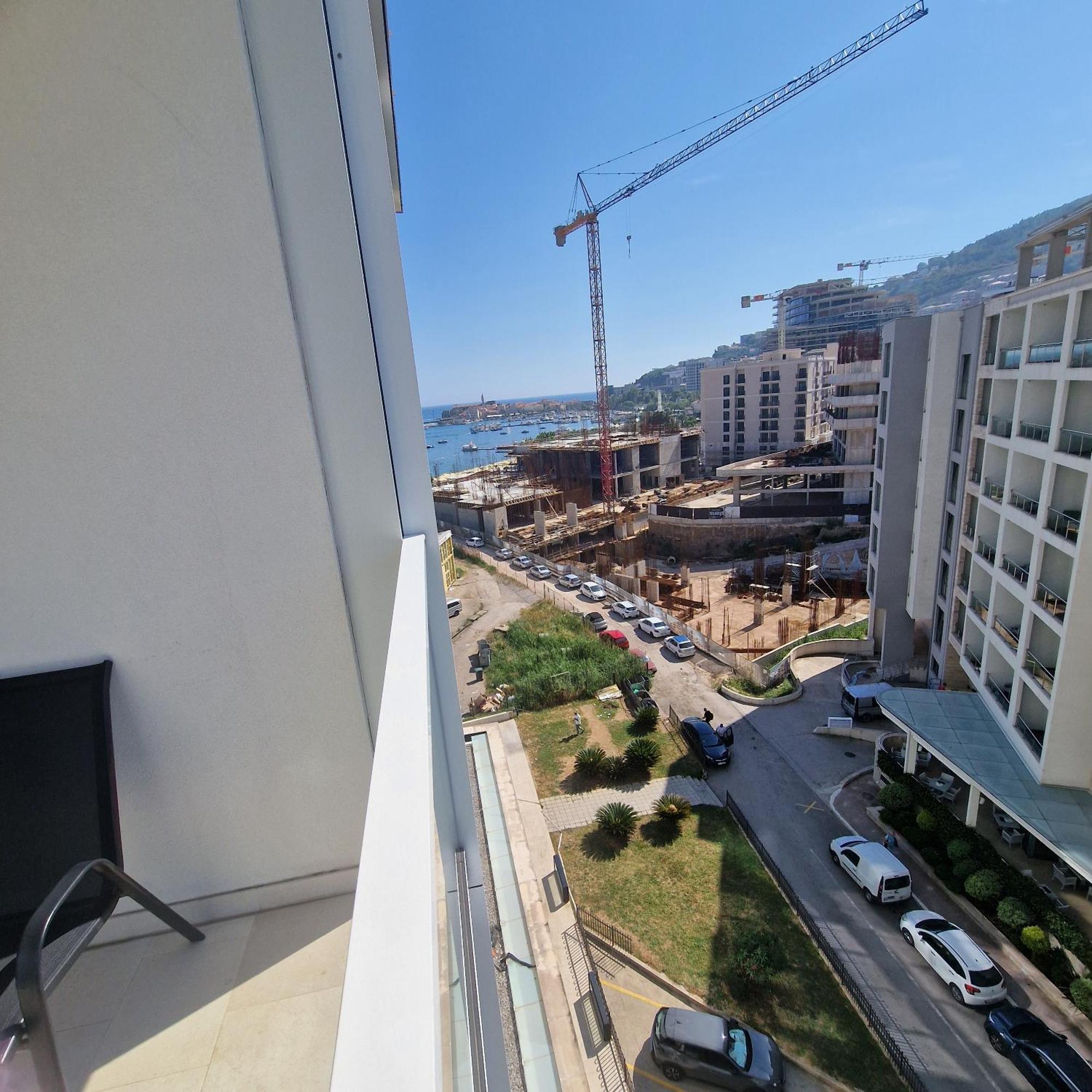 Luxury 3 Bedroom Flat In Tre Canne Next To The *